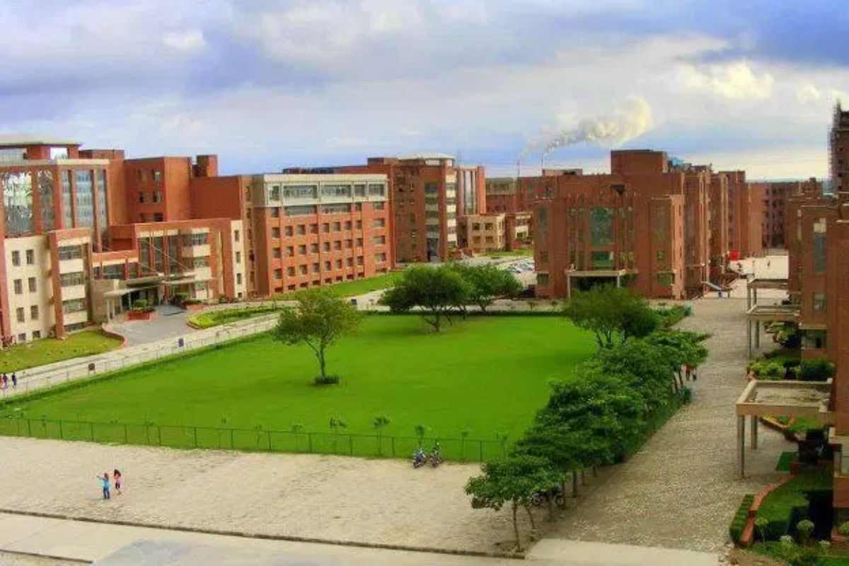 Amity Law School, Delhi