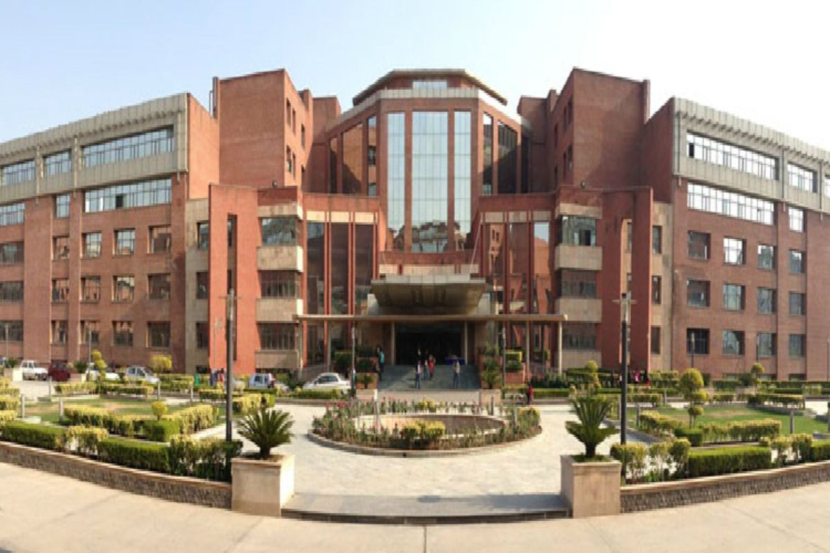 Amity Law School, Noida